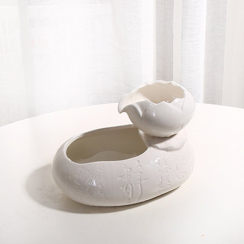 Decorative Cat Water Fountain - Resin Pet Water Feeder with Flowing Design - Freddie & Wilson