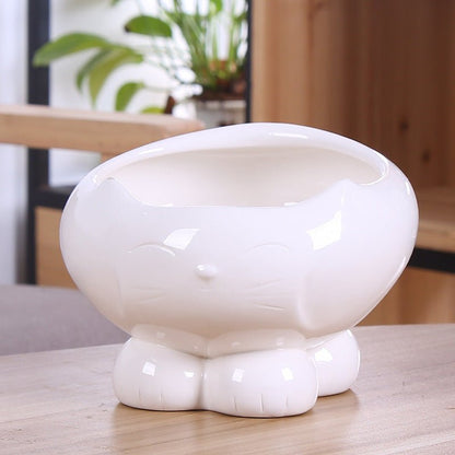 Decorative Cat Water Fountain - Resin Pet Water Feeder with Flowing Design - Freddie & Wilson