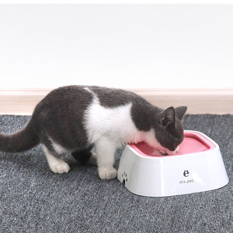 No - Splash Dog Water Bowl - Floating Anti - Spill Pet Bowl 1.5L - Freddie & Wilson