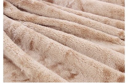 Soft Pet Blanket - Cosy Throw for Dogs & Cats All Seasons - Freddie & Wilson