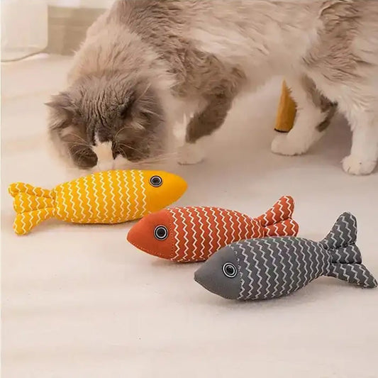 Catnip Fish Kicker Toy - Interactive Plush Cat Toy with Crinkle Sound - Freddie & Wilson