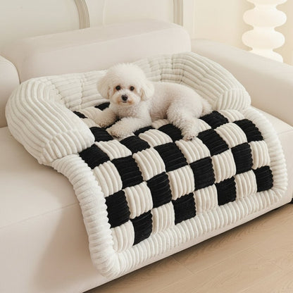 Chequered Pet Mat - Stylish Kennel Pad & Sofa Cover for Dogs & Cats - Freddie & Wilson