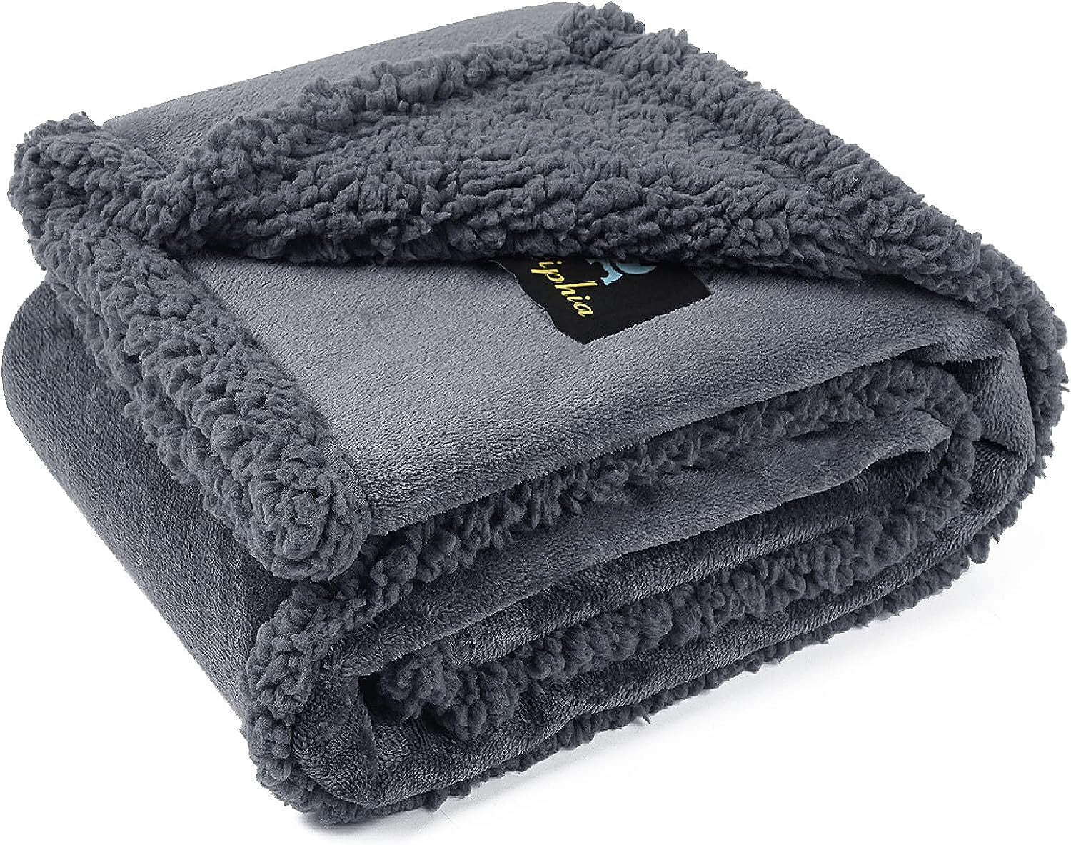 Lamb Wool Pet Blanket - Ultra - Soft Warm Throw for Dogs - Freddie & Wilson