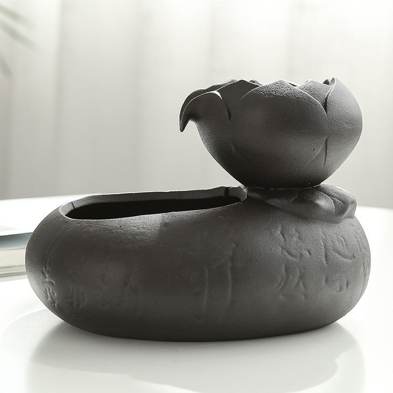 Decorative Cat Water Fountain - Resin Pet Water Feeder with Flowing Design - Freddie & Wilson