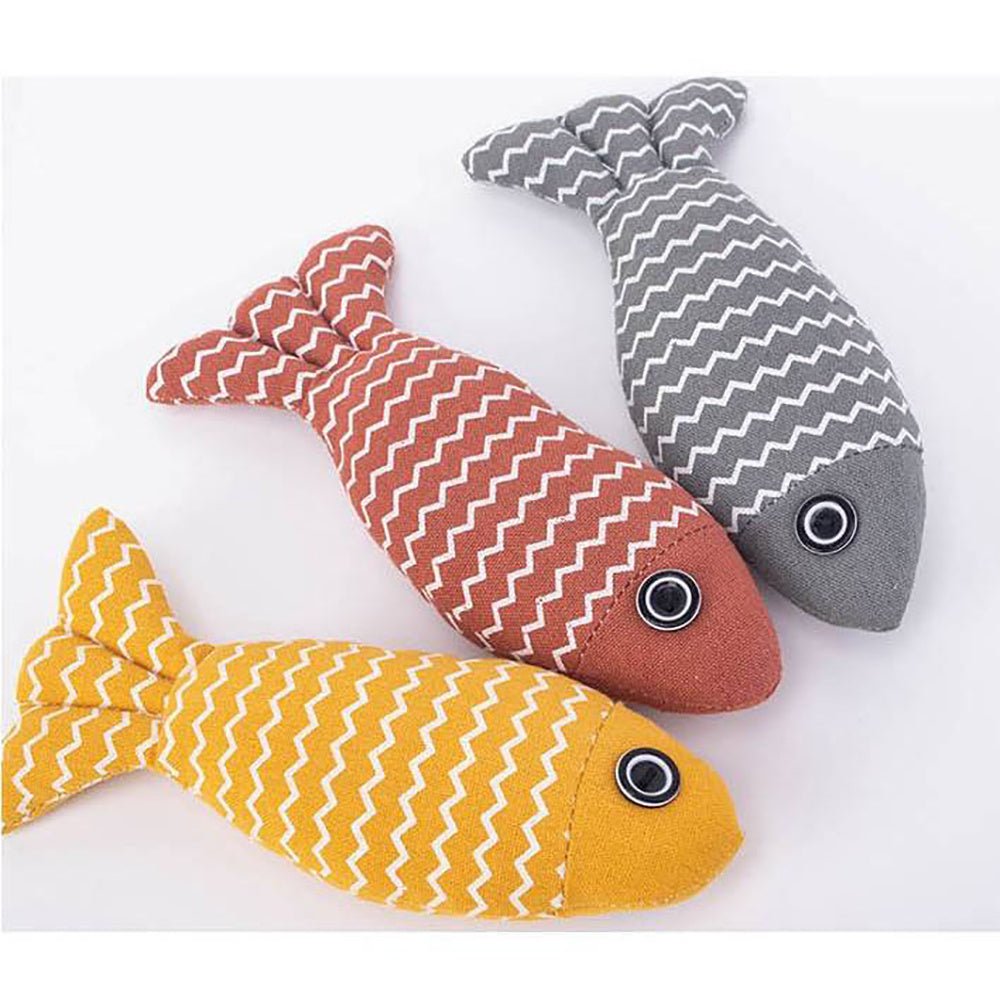 Catnip Fish Kicker Toy - Interactive Plush Cat Toy with Crinkle Sound - Freddie & Wilson