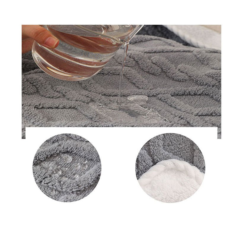 Waterproof Pet Blanket - Thick Plush Fleece Throw for Dogs & Cats - Freddie & Wilson